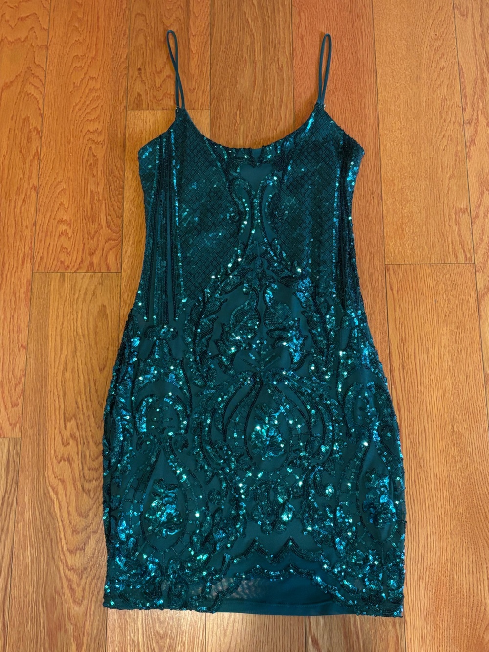Lucy in the Sky Raelynn Sequin Body Con Dress in Turquoise - Picture 6 of 15